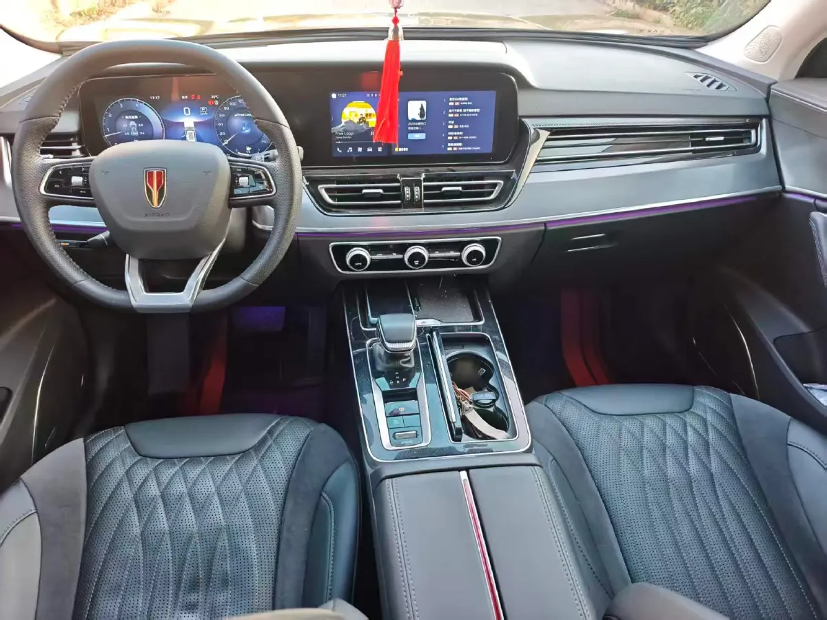 2023 HongQi HS5 2.0T 252HP L4 8AT,autocango,china used car exporter,china ev exporter,chinese used car exporter,chinese used ev exporter