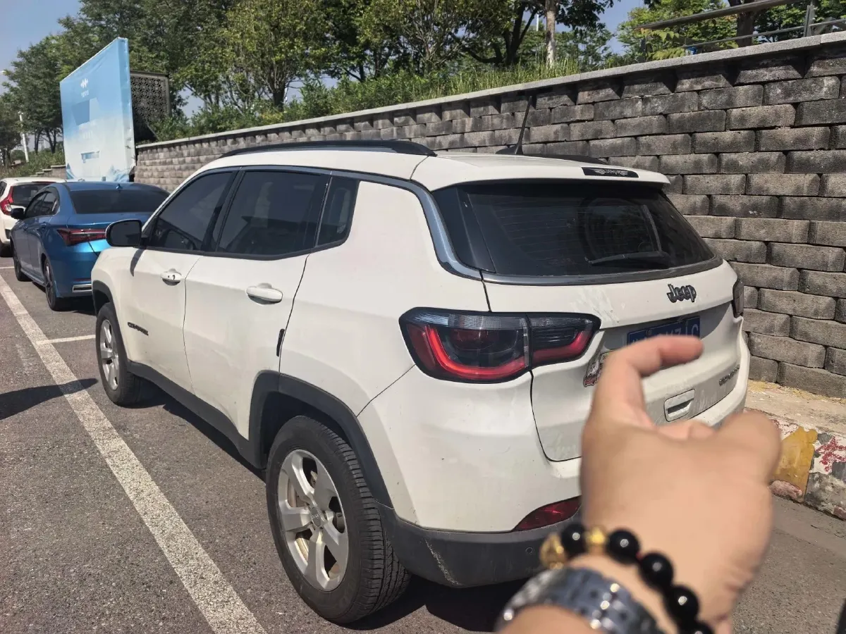 2020 Jeep Compass 1.3T 173HP L4 7DCT,autocango,china used car exporter,china ev exporter,chinese used car exporter,chinese used ev exporter
