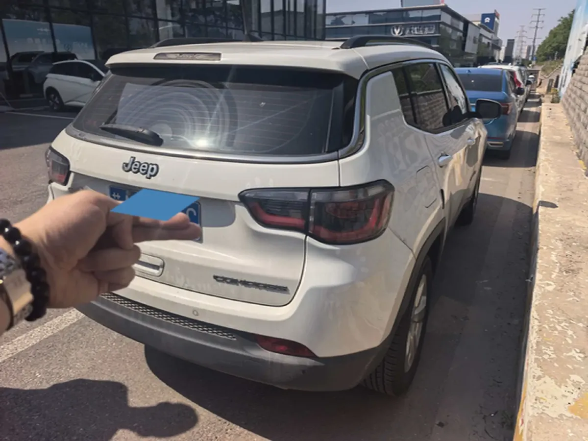 2020 Jeep Compass 1.3T 173HP L4 7DCT,autocango,china used car exporter,china ev exporter,chinese used car exporter,chinese used ev exporter