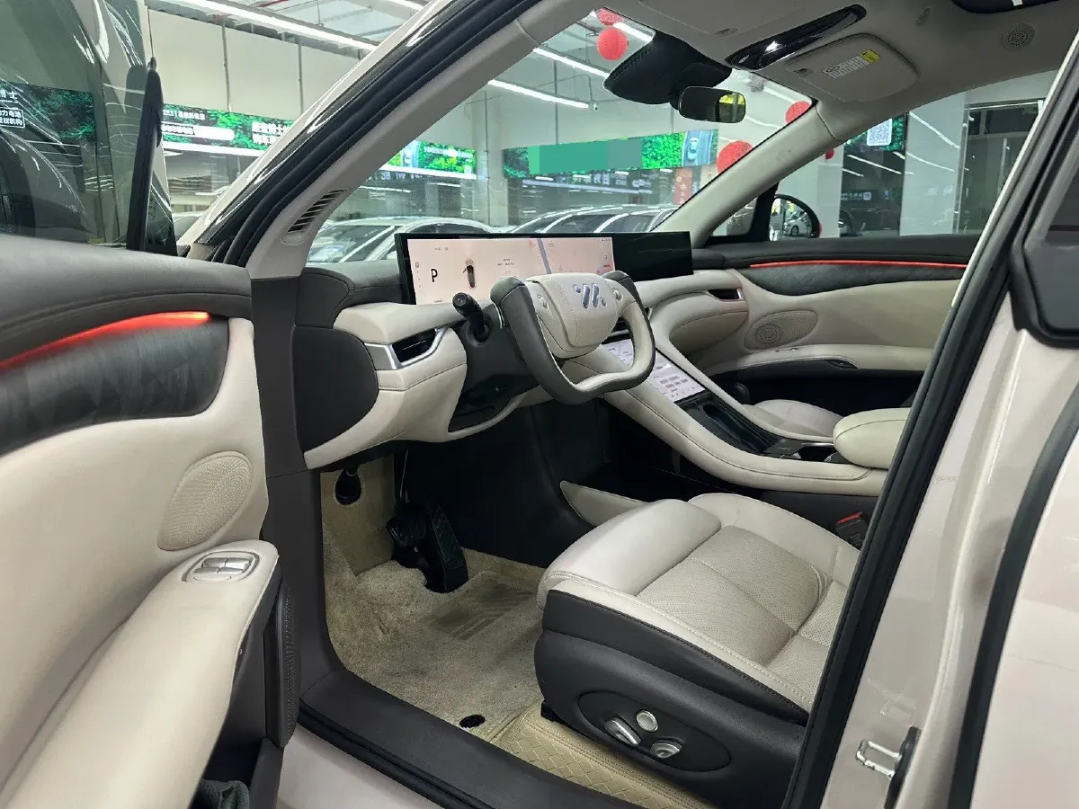 2023 IM LS6 BEV 71KWH,autocango,china used car exporter,china ev exporter,chinese used car exporter,chinese used ev exporter