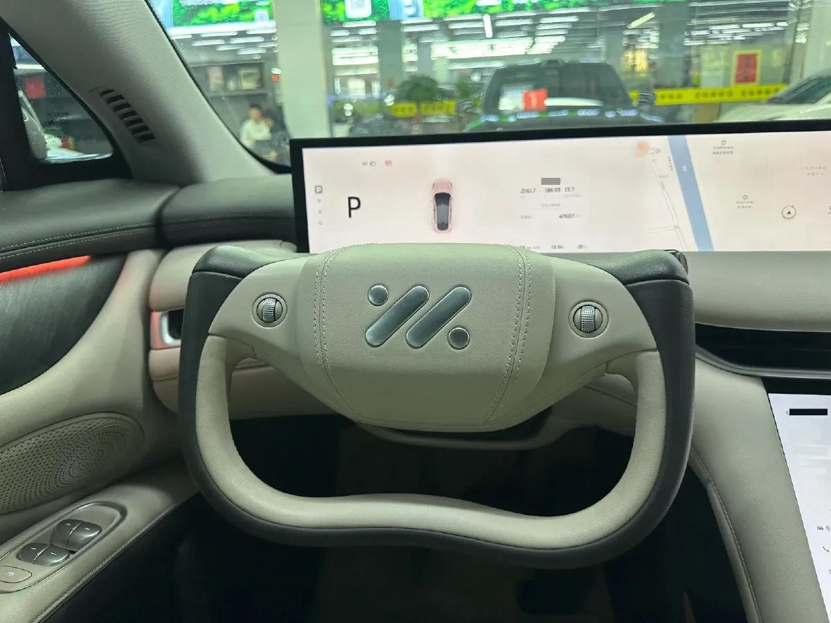 2023 IM LS6 BEV 71KWH,autocango,china used car exporter,china ev exporter,chinese used car exporter,chinese used ev exporter