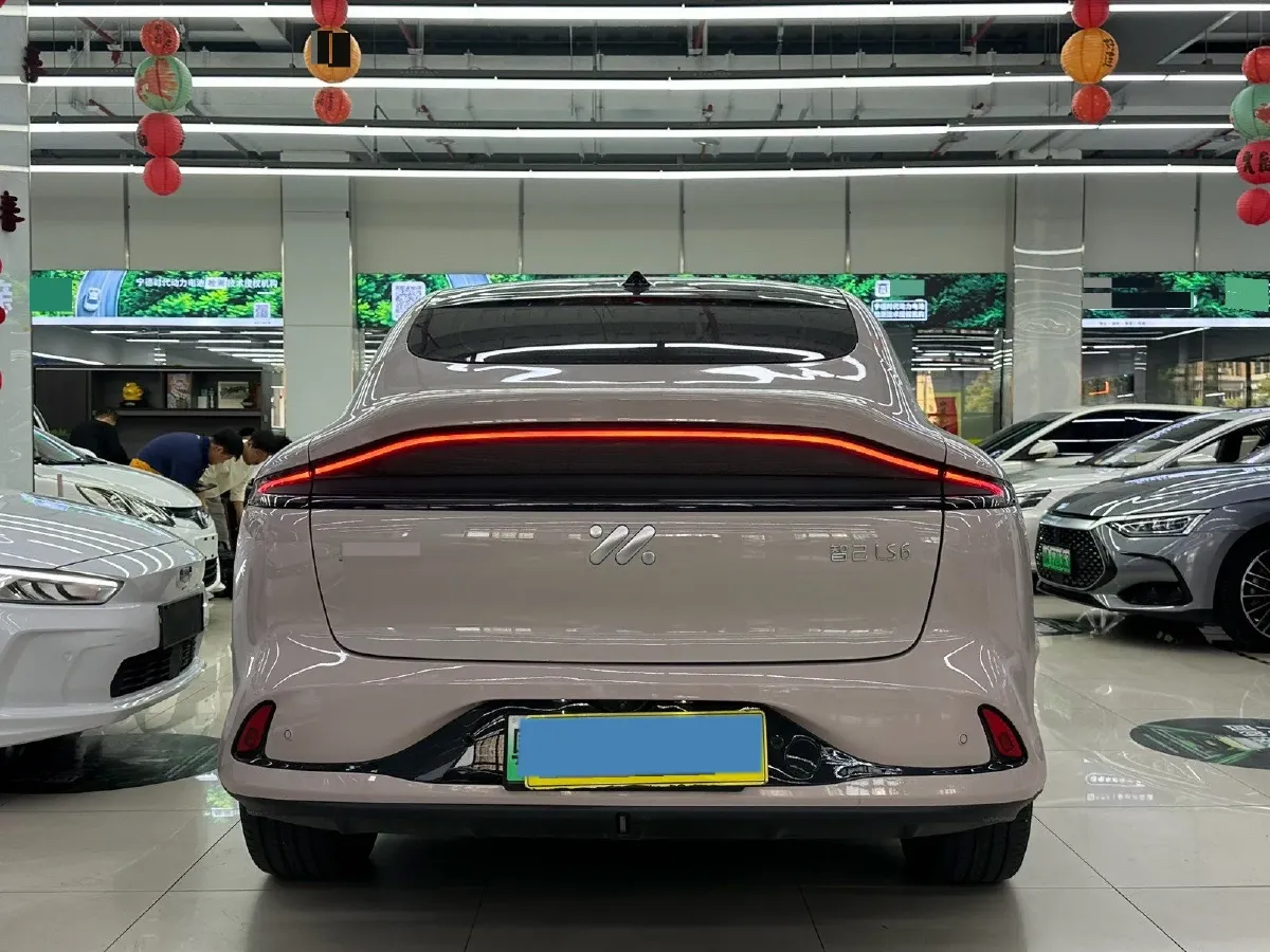 2023 IM LS6 BEV 71KWH,autocango,china used car exporter,china ev exporter,chinese used car exporter,chinese used ev exporter