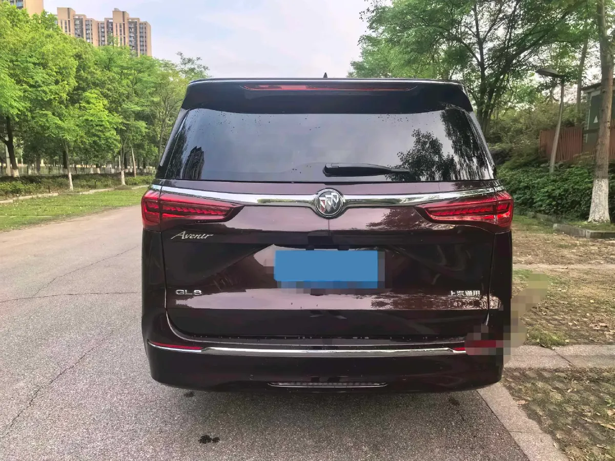 2022 Buick GL8 2.0T 237HP L4 9AT,autocango,china used car exporter,china ev exporter,chinese used car exporter,chinese used ev exporter