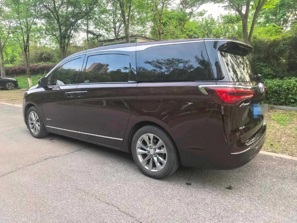 2022 Buick GL8 2.0T 237HP L4 9AT,autocango,china used car exporter,china ev exporter,chinese used car exporter,chinese used ev exporter