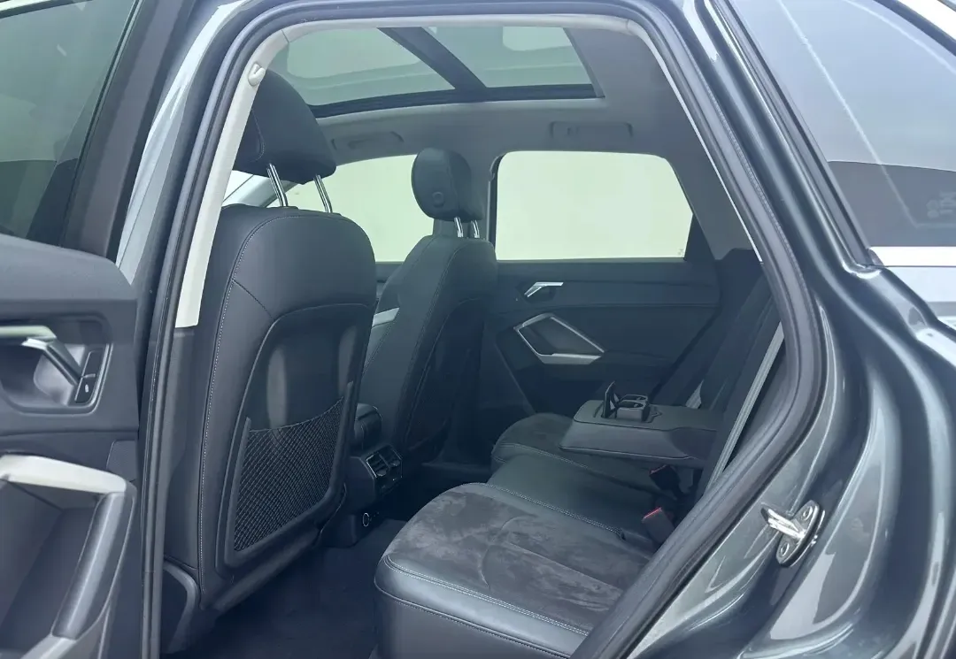 2022 Audi Q3 1.4T 150HP L4 7DCT,autocango,china used car exporter,china ev exporter,chinese used car exporter,chinese used ev exporter