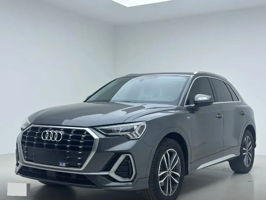 2022 Audi Q3 1.4T 150HP L4 7DCT,autocango,china used car exporter,china ev exporter,chinese used car exporter,chinese used ev exporter