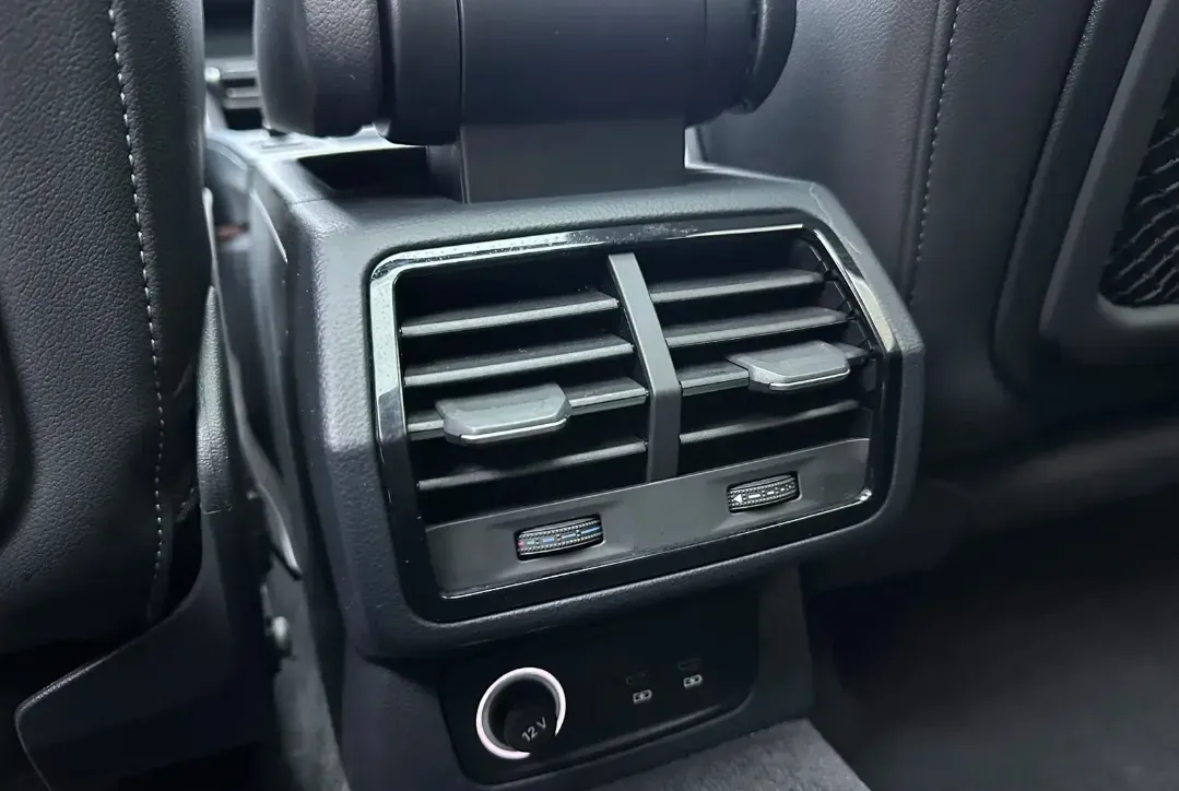 2022 Audi Q3 1.4T 150HP L4 7DCT,autocango,china used car exporter,china ev exporter,chinese used car exporter,chinese used ev exporter