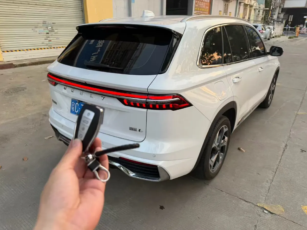 2024 Geely Monjaro 2.0T 218HP L4 7DCT,autocango,china used car exporter,china ev exporter,chinese used car exporter,chinese used ev exporter