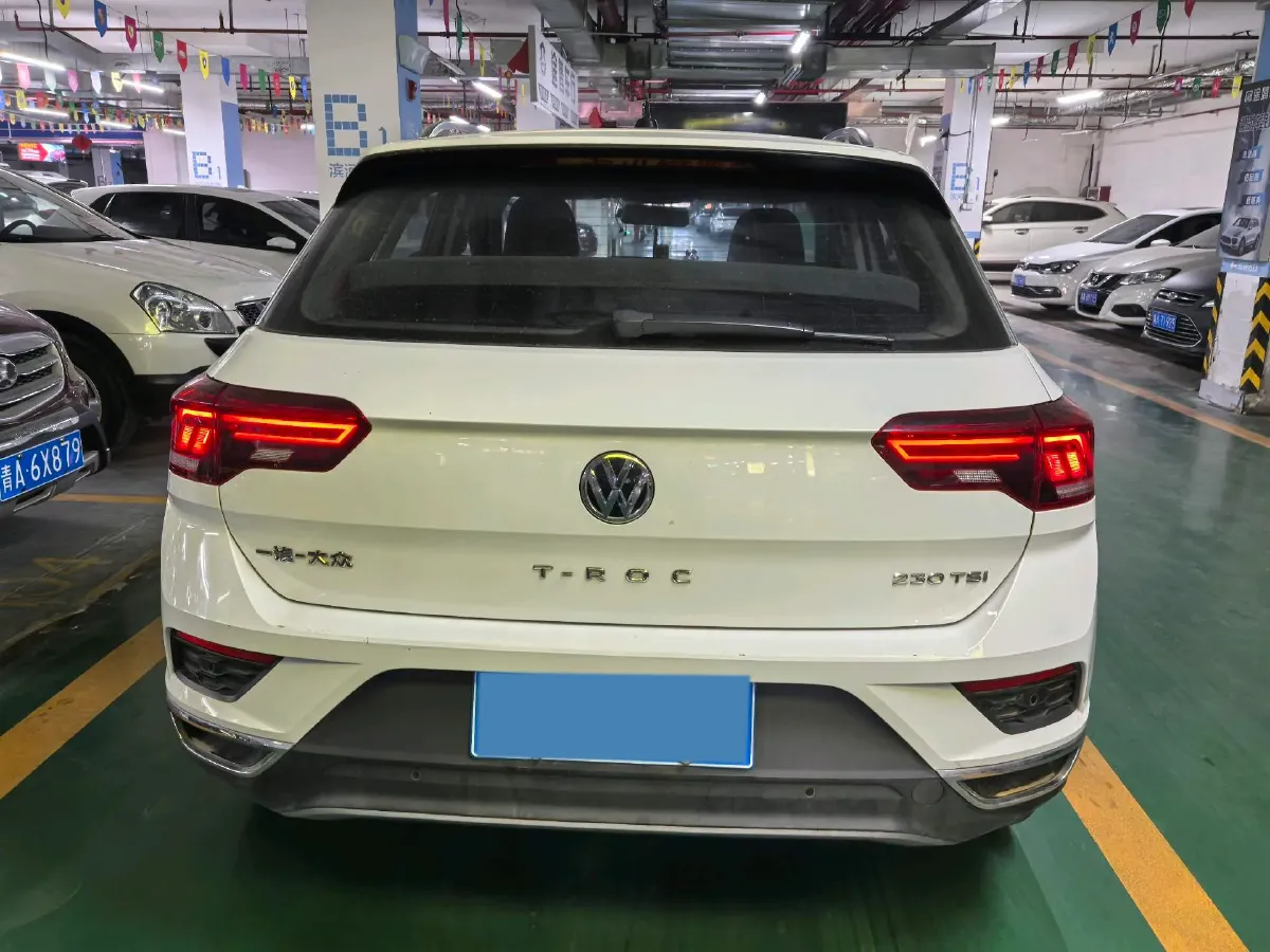2020 Volkswagen T-Roc 1.4T 131HP L4 7DCT,autocango,china used car exporter,china ev exporter,chinese used car exporter,chinese used ev exporter