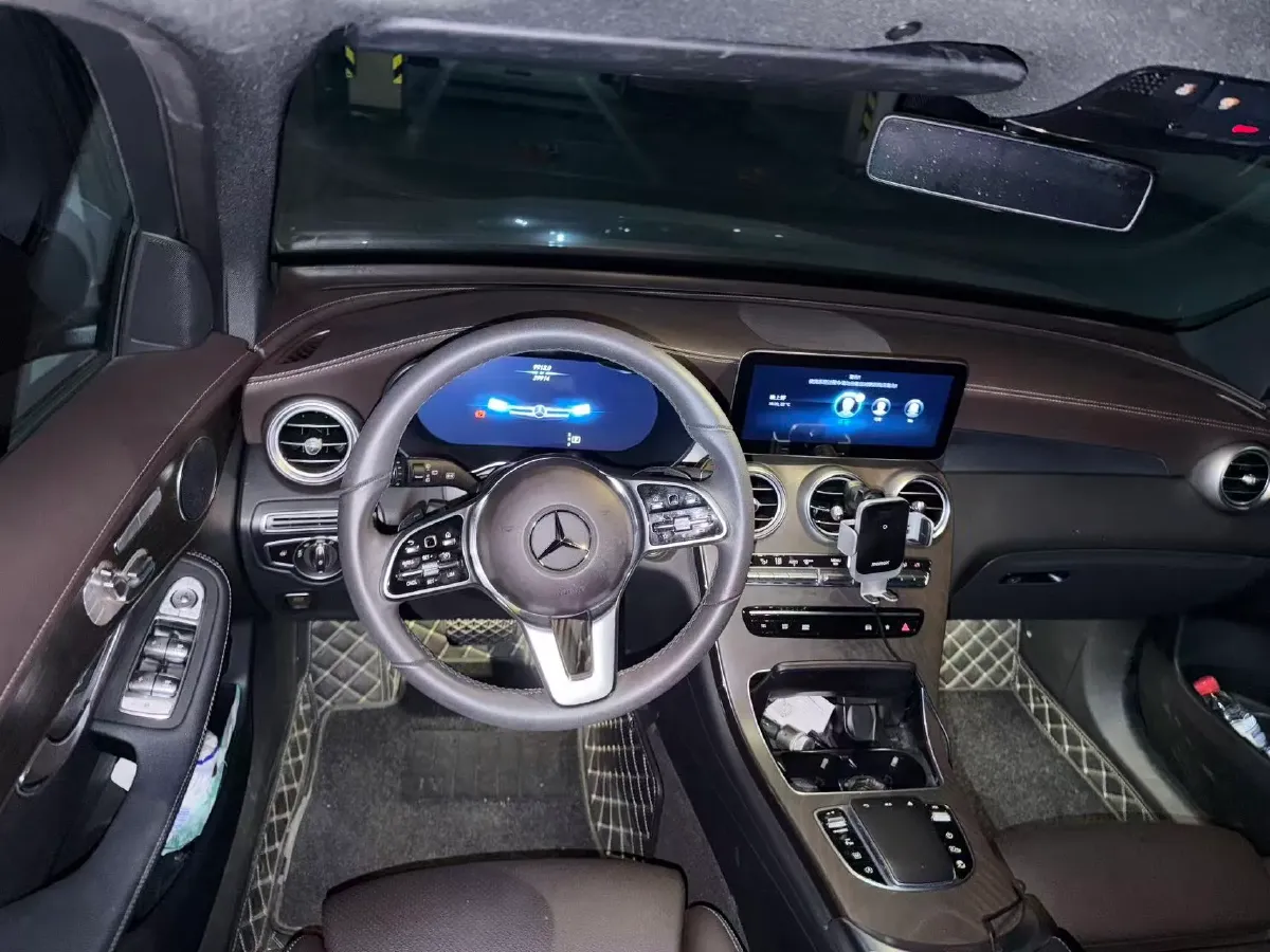 2022 Mercedes-Benz GLC Class 2.0T 258HP L4 9AT,autocango,china used car exporter,china ev exporter,chinese used car exporter,chinese used ev exporter