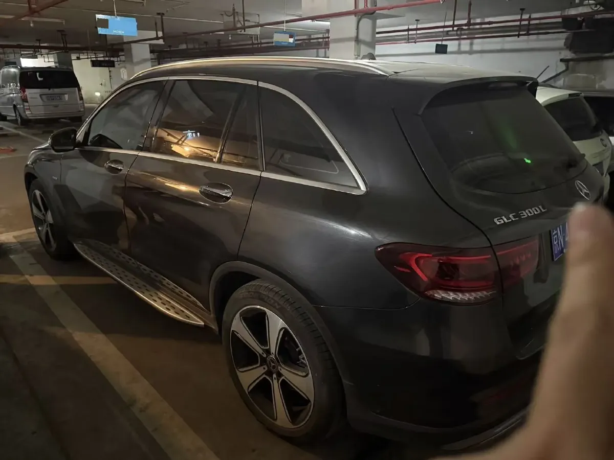 2022 Mercedes-Benz GLC Class 2.0T 258HP L4 9AT,autocango,china used car exporter,china ev exporter,chinese used car exporter,chinese used ev exporter
