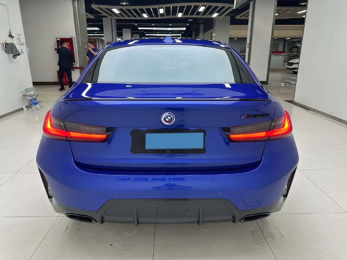 2023 BMW 3 Series 2.0T 184HP L4 8AT,autocango,china used car exporter,china ev exporter,chinese used car exporter,chinese used ev exporter