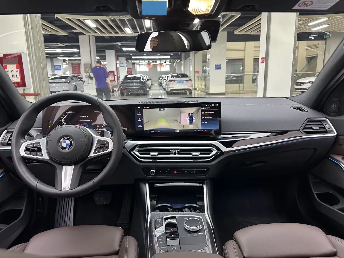 2023 BMW 3 Series 2.0T 184HP L4 8AT,autocango,china used car exporter,china ev exporter,chinese used car exporter,chinese used ev exporter