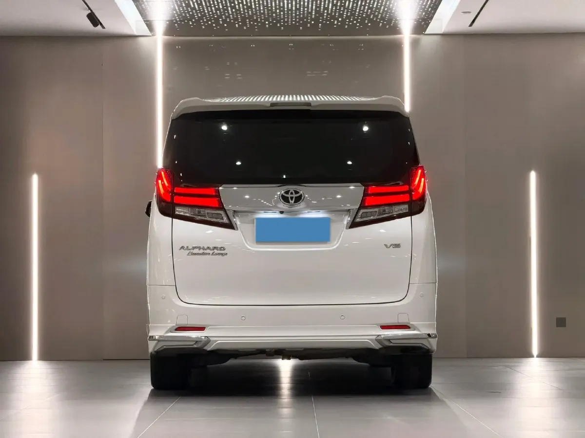 2018 Toyota Alphard 3.5L 275HP V6 6AT,autocango,china used car exporter,china ev exporter,chinese used car exporter,chinese used ev exporter