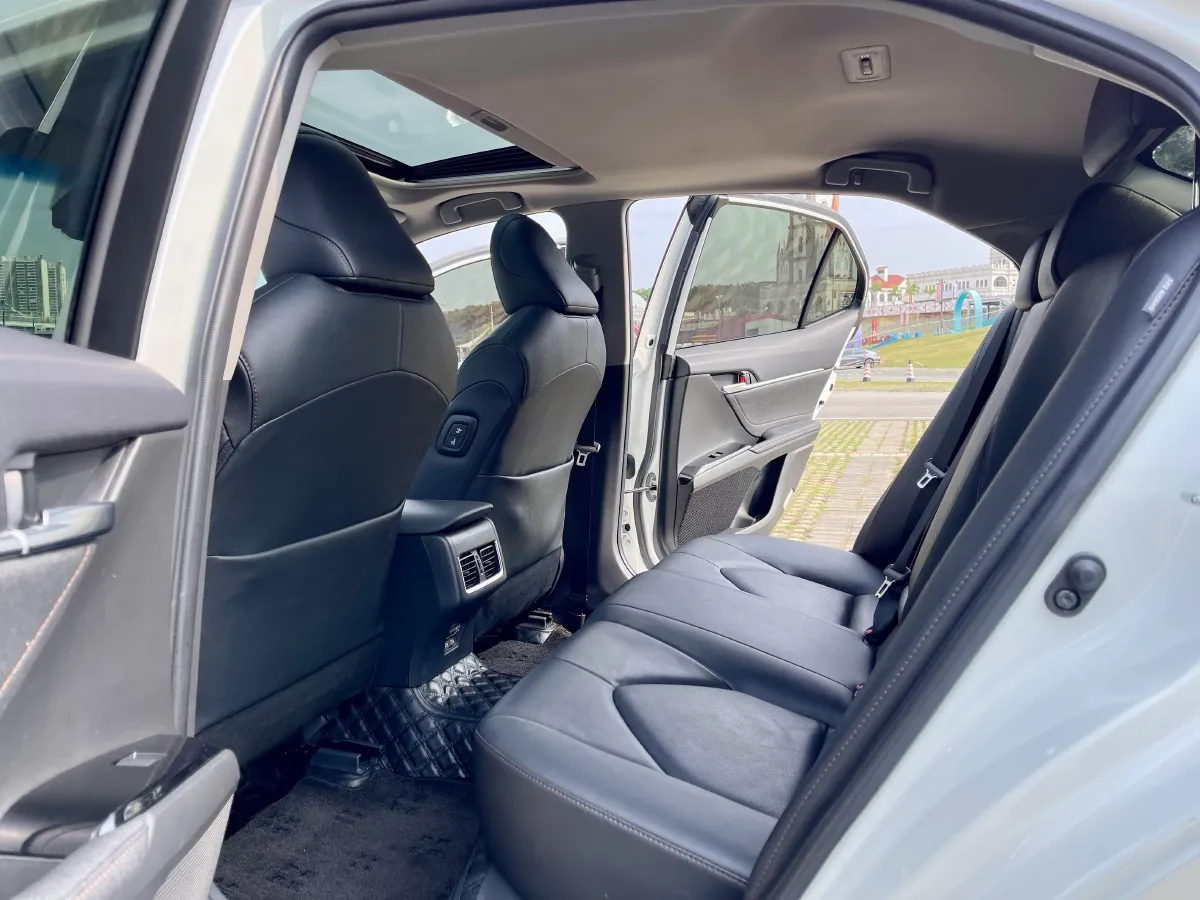 2021 Toyota Camry 2.0L 178HP L4 CVT,autocango,china used car exporter,china ev exporter,chinese used car exporter,chinese used ev exporter