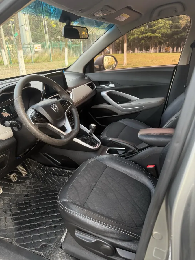 2017 BaoJun 510 1.5L 112HP L4 6MT,autocango,china used car exporter,china ev exporter,chinese used car exporter,chinese used ev exporter