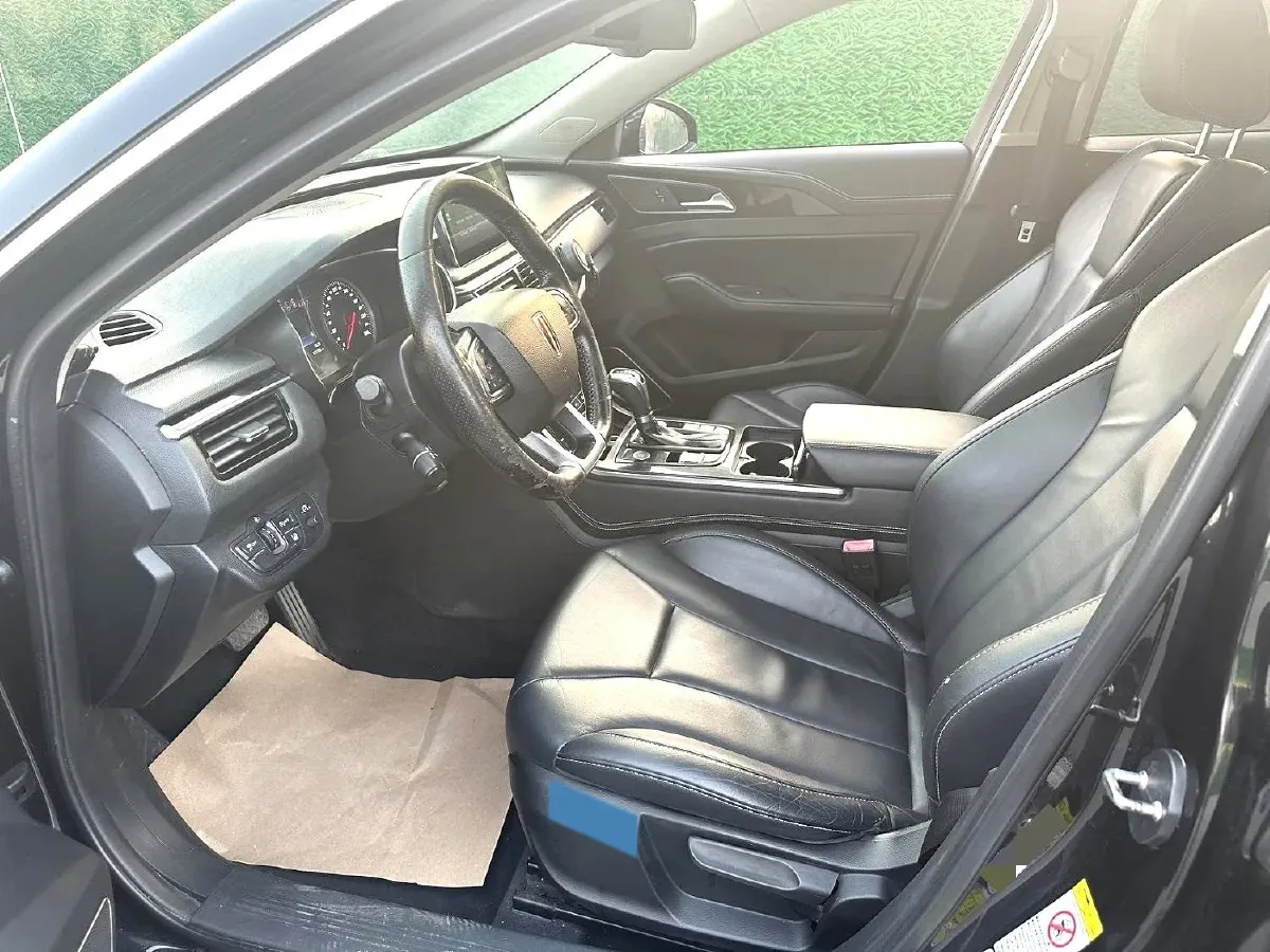 2019 HongQi H5 1.8T 180HP L4 6AT,autocango,china used car exporter,china ev exporter,chinese used car exporter,chinese used ev exporter