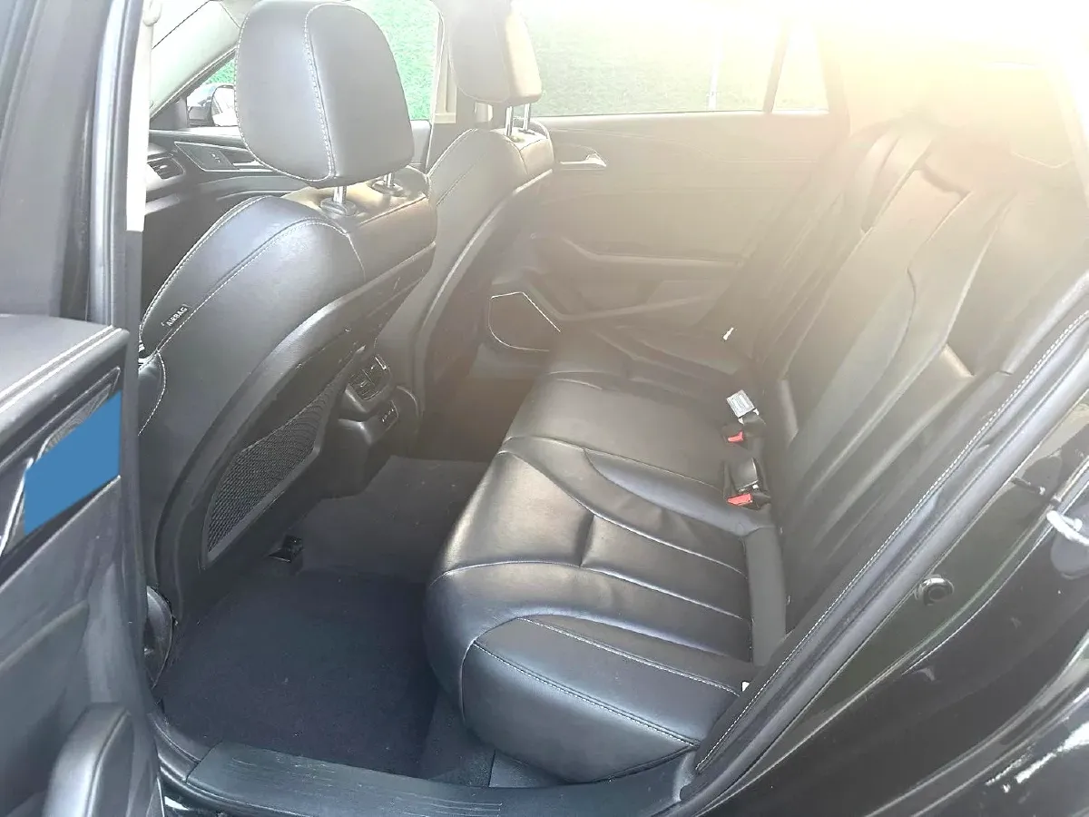 2019 HongQi H5 1.8T 180HP L4 6AT,autocango,china used car exporter,china ev exporter,chinese used car exporter,chinese used ev exporter