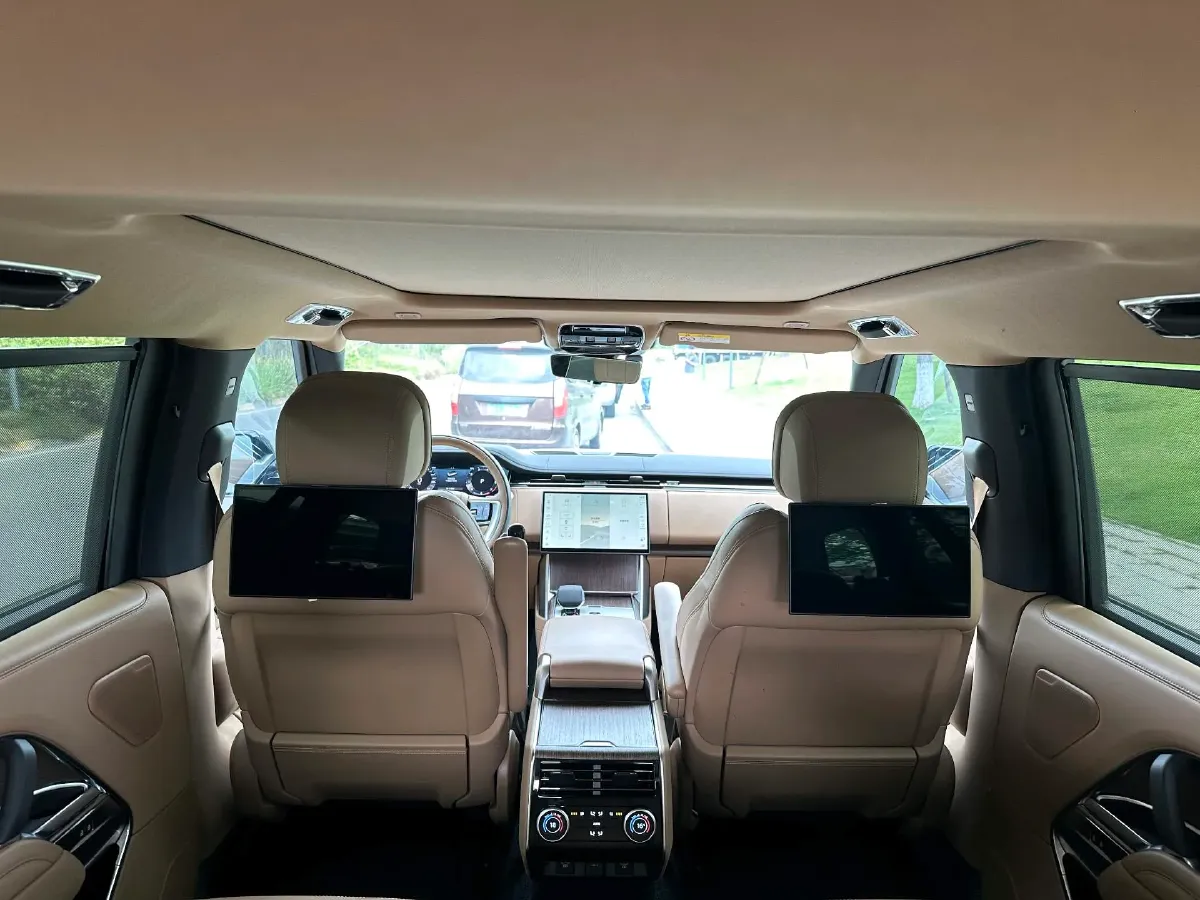 2025 Land Rover Range Rover 3.0T 400HP L6 8AT,autocango,china used car exporter,china ev exporter,chinese used car exporter,chinese used ev exporter