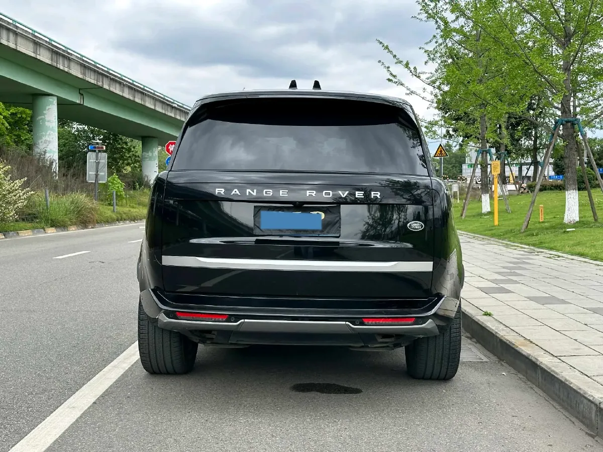 2025 Land Rover Range Rover 3.0T 400HP L6 8AT,autocango,china used car exporter,china ev exporter,chinese used car exporter,chinese used ev exporter