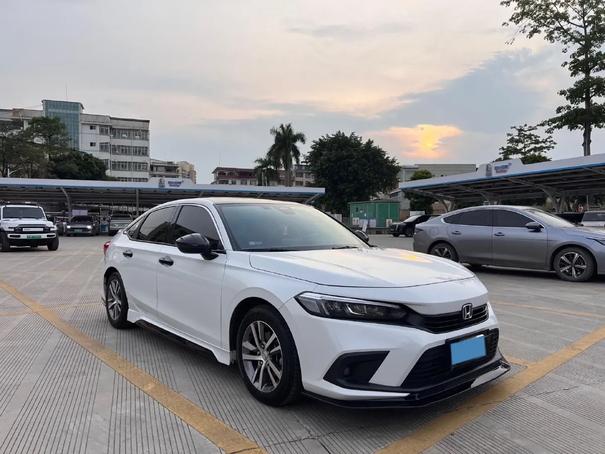 2023 Honda Civic 1.5T 182HP L4 CVT,autocango,china used car exporter,china ev exporter,chinese used car exporter,chinese used ev exporter