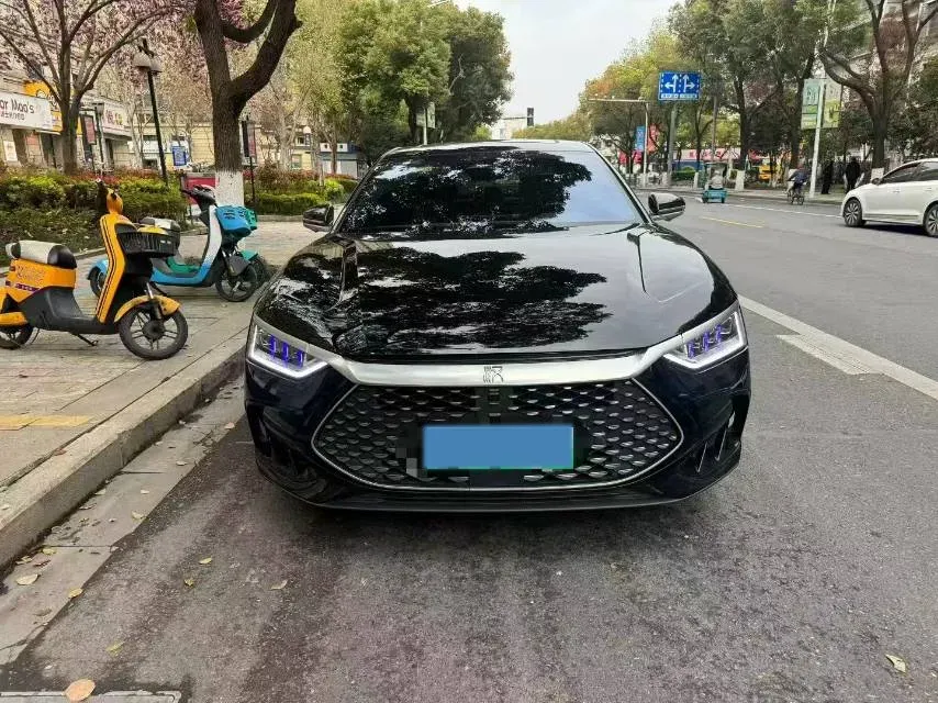 2022 Volkswagen Tiguan L 2.0T 186HP L4 7DCT,autocango,china used car exporter,china ev exporter,chinese used car exporter,chinese used ev exporter