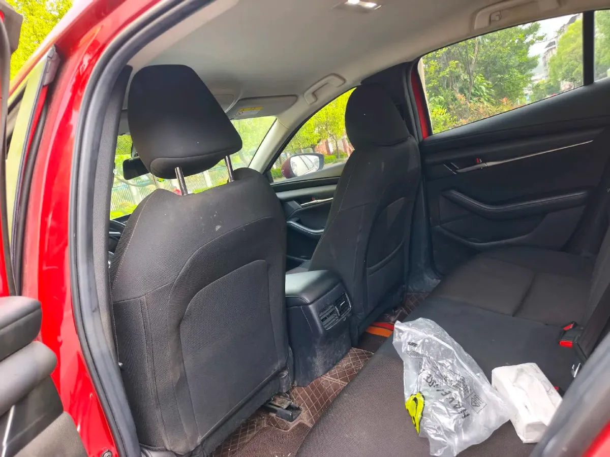 2022 Mazda 3 Axela 2.0L 158HP L4 6AT,autocango,china used car exporter,china ev exporter,chinese used car exporter,chinese used ev exporter