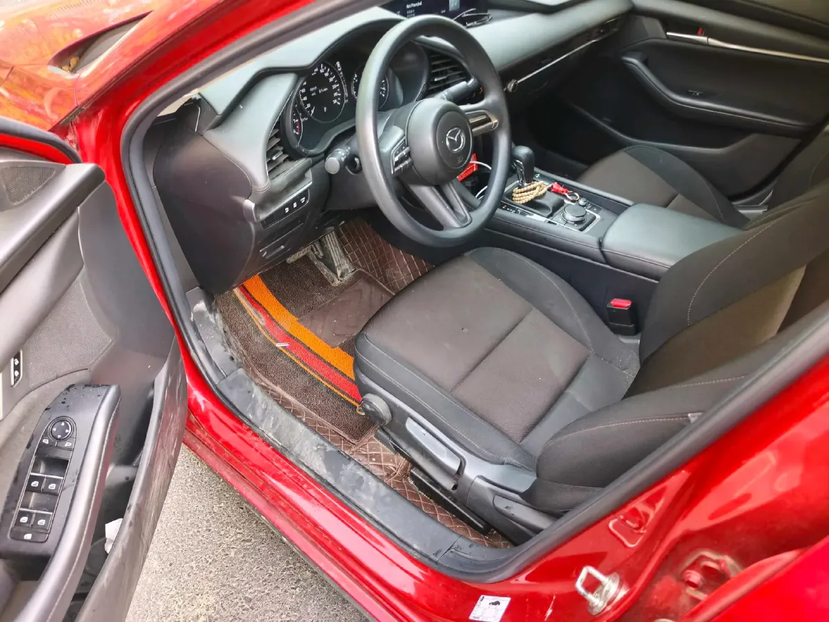 2022 Mazda 3 Axela 2.0L 158HP L4 6AT,autocango,china used car exporter,china ev exporter,chinese used car exporter,chinese used ev exporter