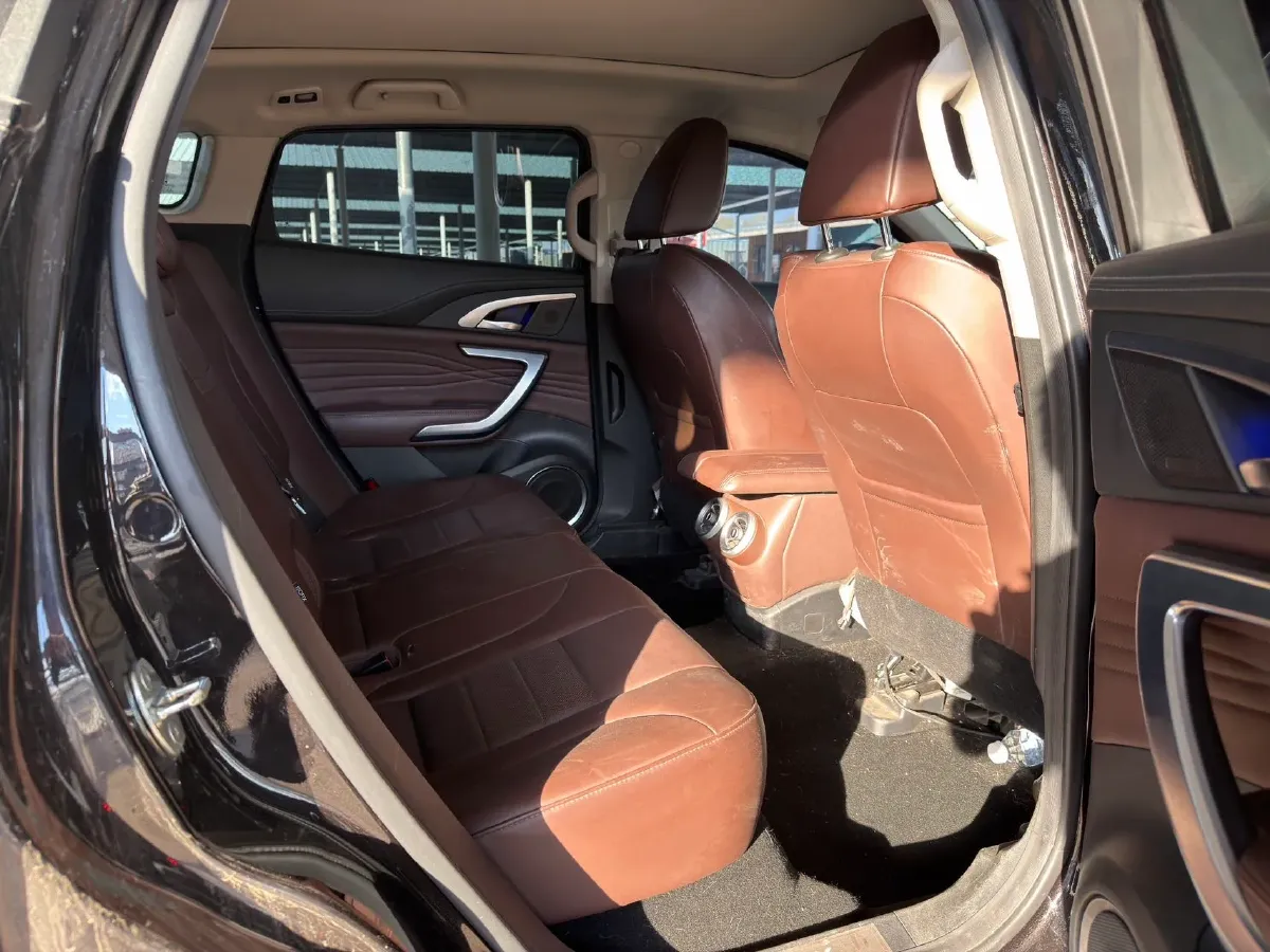 2020 WEY VV7 2.0T 227HP L4 7DCT,autocango,china used car exporter,china ev exporter,chinese used car exporter,chinese used ev exporter