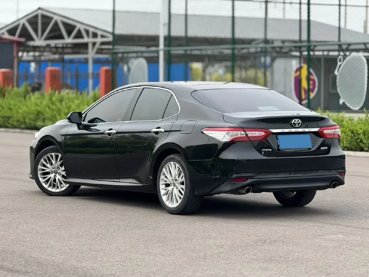 2018 Toyota Camry 2.5L 209HP L4 8AT,autocango,china used car exporter,china ev exporter,chinese used car exporter,chinese used ev exporter