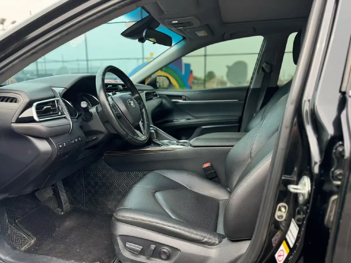 2018 Toyota Camry 2.5L 209HP L4 8AT,autocango,china used car exporter,china ev exporter,chinese used car exporter,chinese used ev exporter