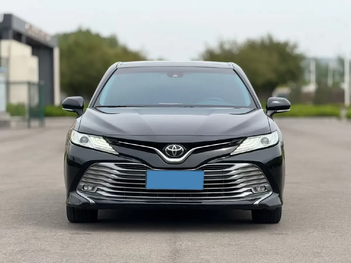 2018 Toyota Camry 2.5L 209HP L4 8AT,autocango,china used car exporter,china ev exporter,chinese used car exporter,chinese used ev exporter