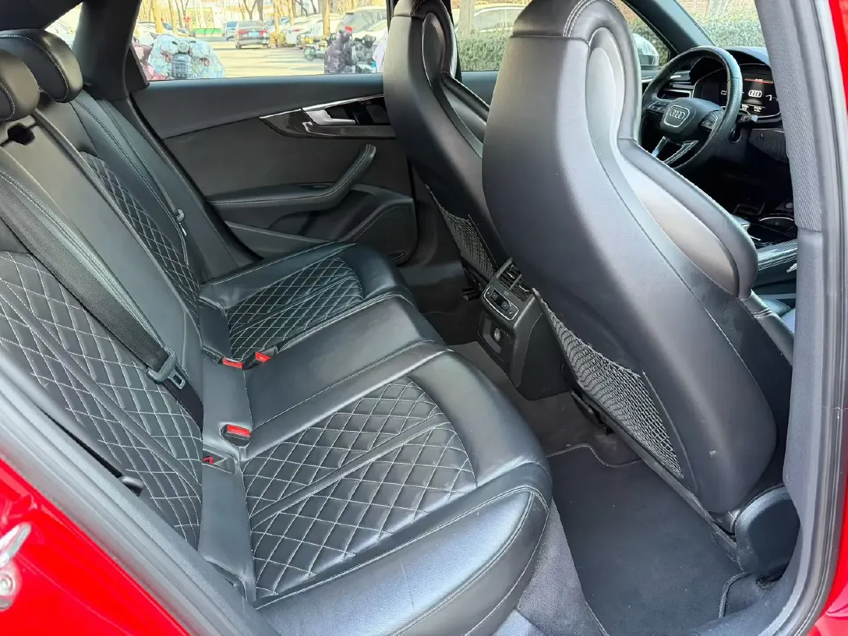 2020 Audi S4 3.0T 354HP V6 8AT,autocango,china used car exporter,china ev exporter,chinese used car exporter,chinese used ev exporter