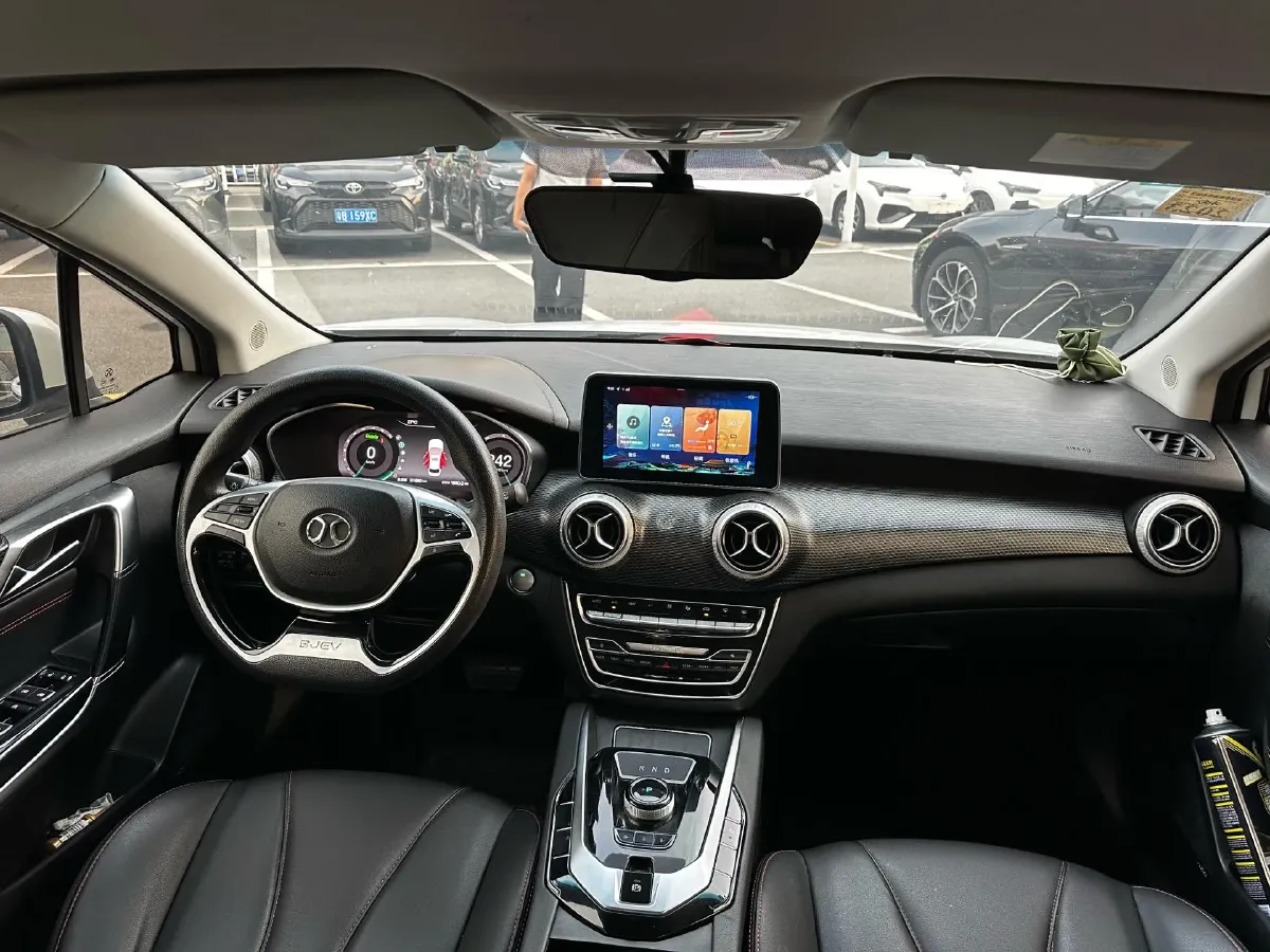 2018 BeiJing Auto EU5 BEV 53.66KWH,autocango,china used car exporter,china ev exporter,chinese used car exporter,chinese used ev exporter