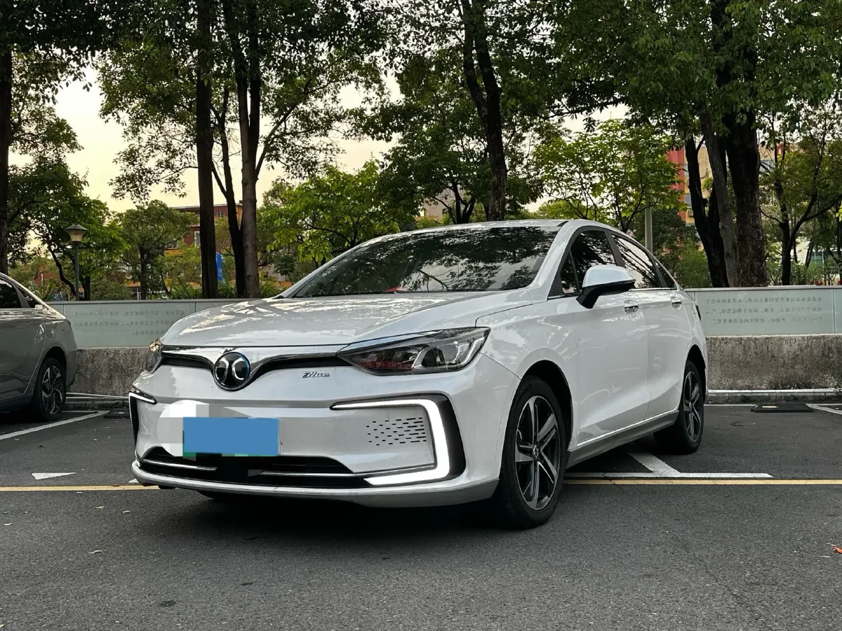 2018 BeiJing Auto EU5 BEV 53.66KWH,autocango,china used car exporter,china ev exporter,chinese used car exporter,chinese used ev exporter