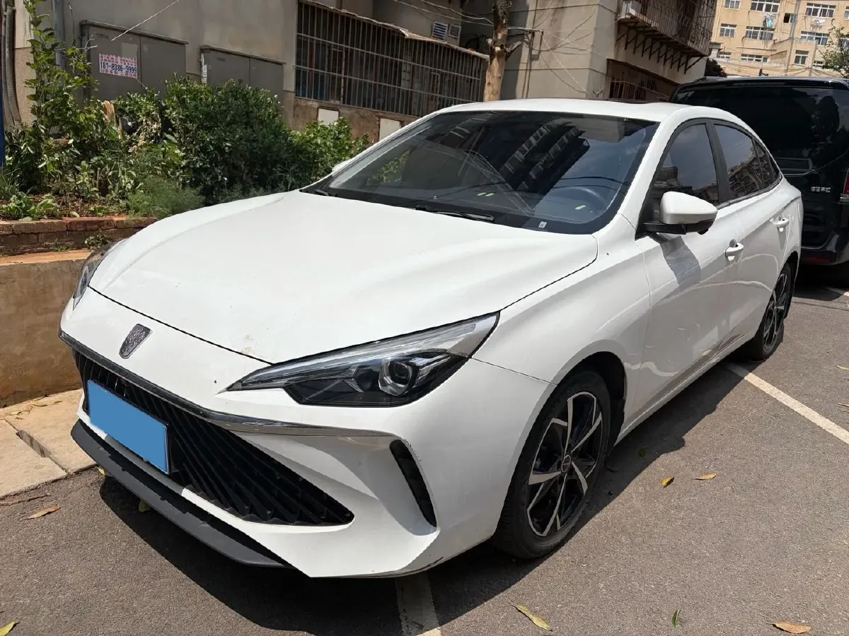 2024 Roewe i5 1.5L 129HP L4 CVT,autocango,china used car exporter,china ev exporter,chinese used car exporter,chinese used ev exporter