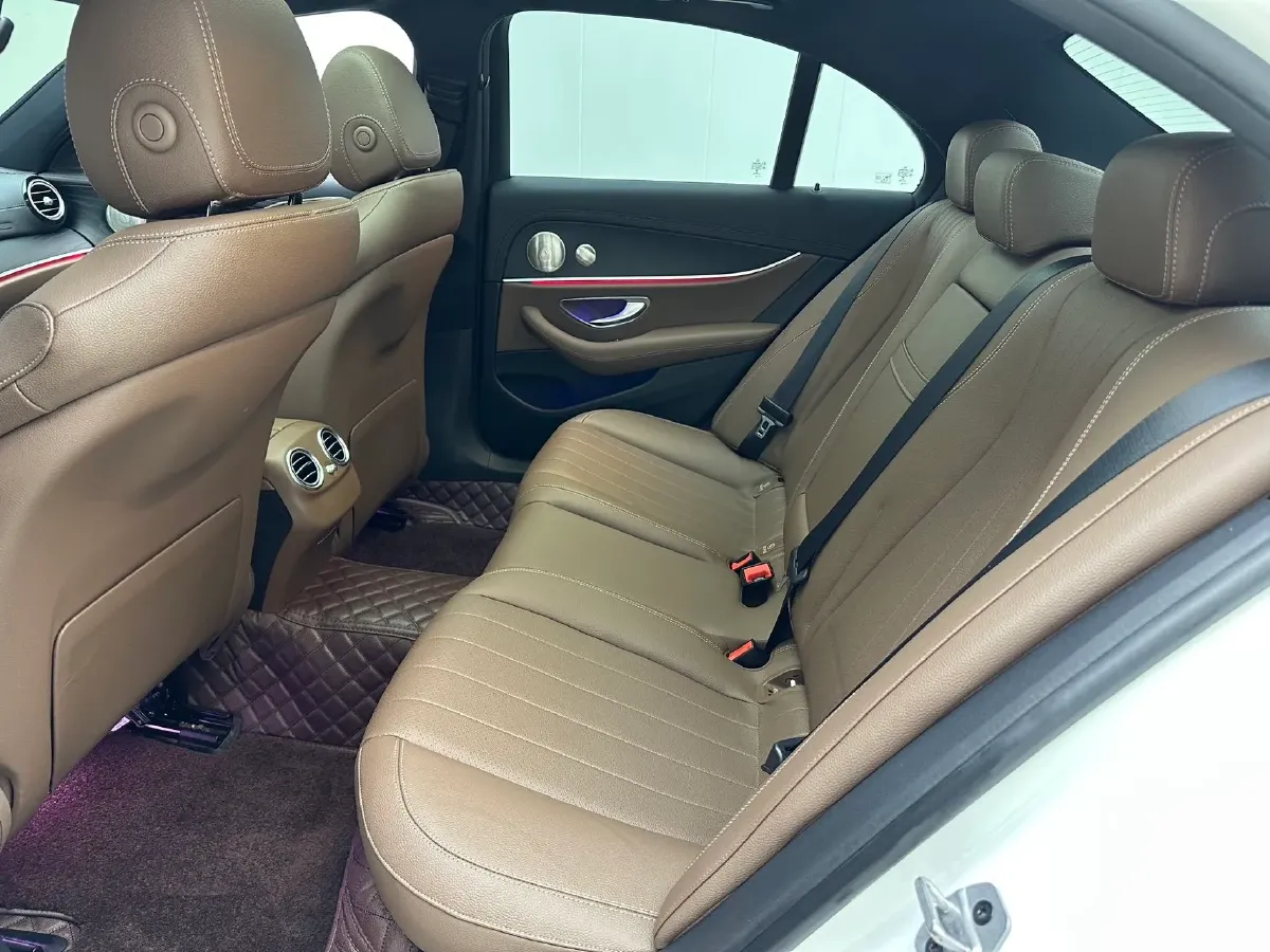 2022 Mercedes-Benz E Class 2.0T 258HP L4 9AT,autocango,china used car exporter,china ev exporter,chinese used car exporter,chinese used ev exporter