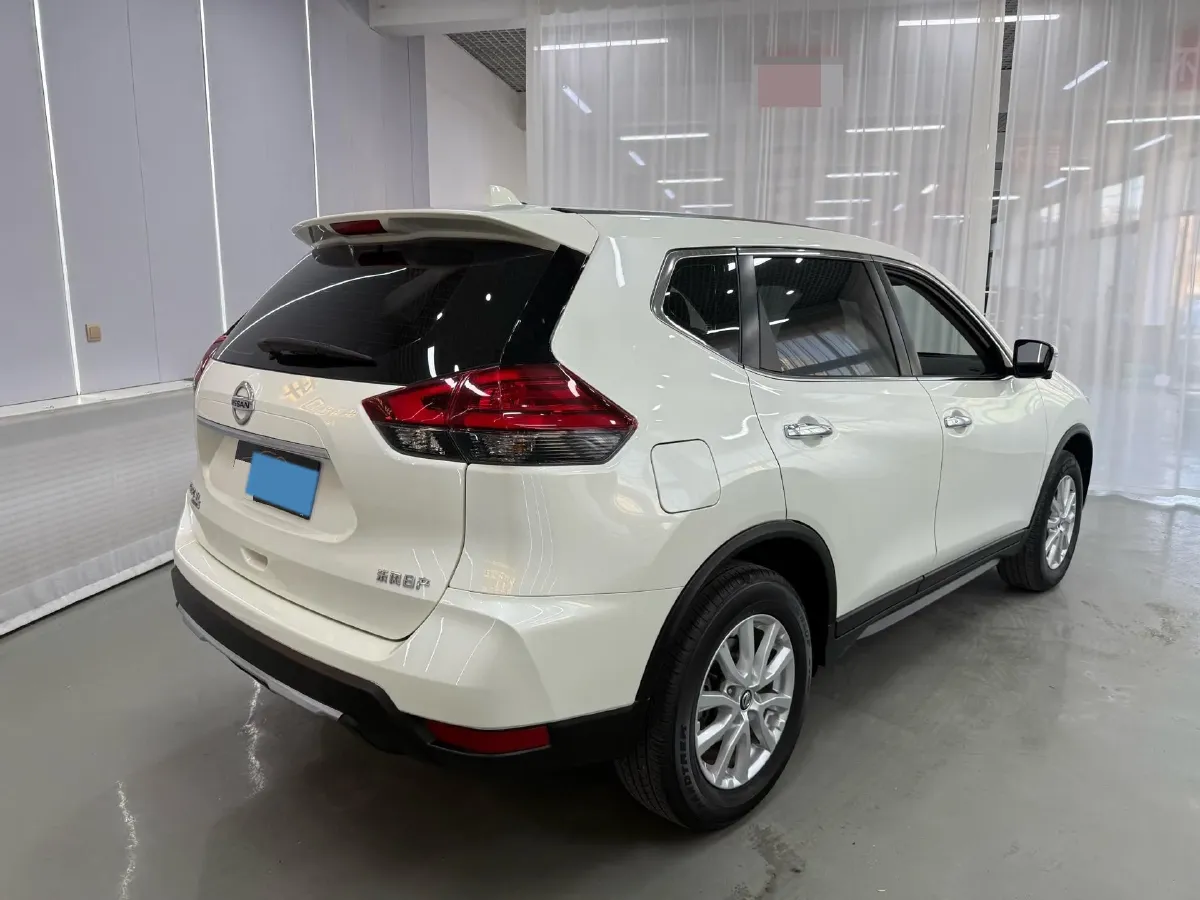 2022 Nissan X-Trail 2.0L 151HP L4 CVT,autocango,china used car exporter,china ev exporter,chinese used car exporter,chinese used ev exporter