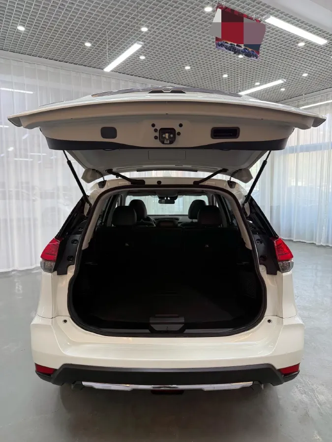 2022 Nissan X-Trail 2.0L 151HP L4 CVT,autocango,china used car exporter,china ev exporter,chinese used car exporter,chinese used ev exporter