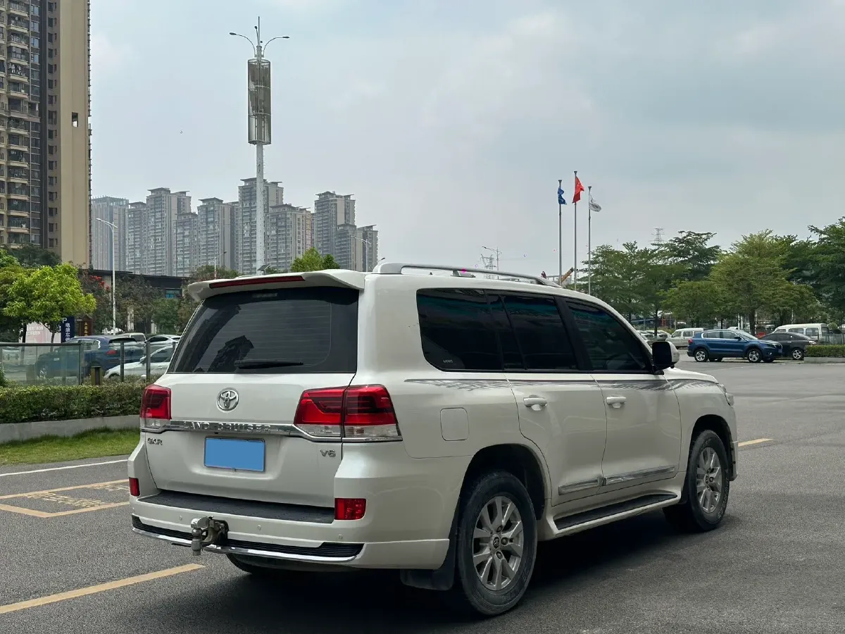 2020 Chevrolet Monza 1.5L 113HP L4 6AT,autocango,china used car exporter,china ev exporter,chinese used car exporter,chinese used ev exporter