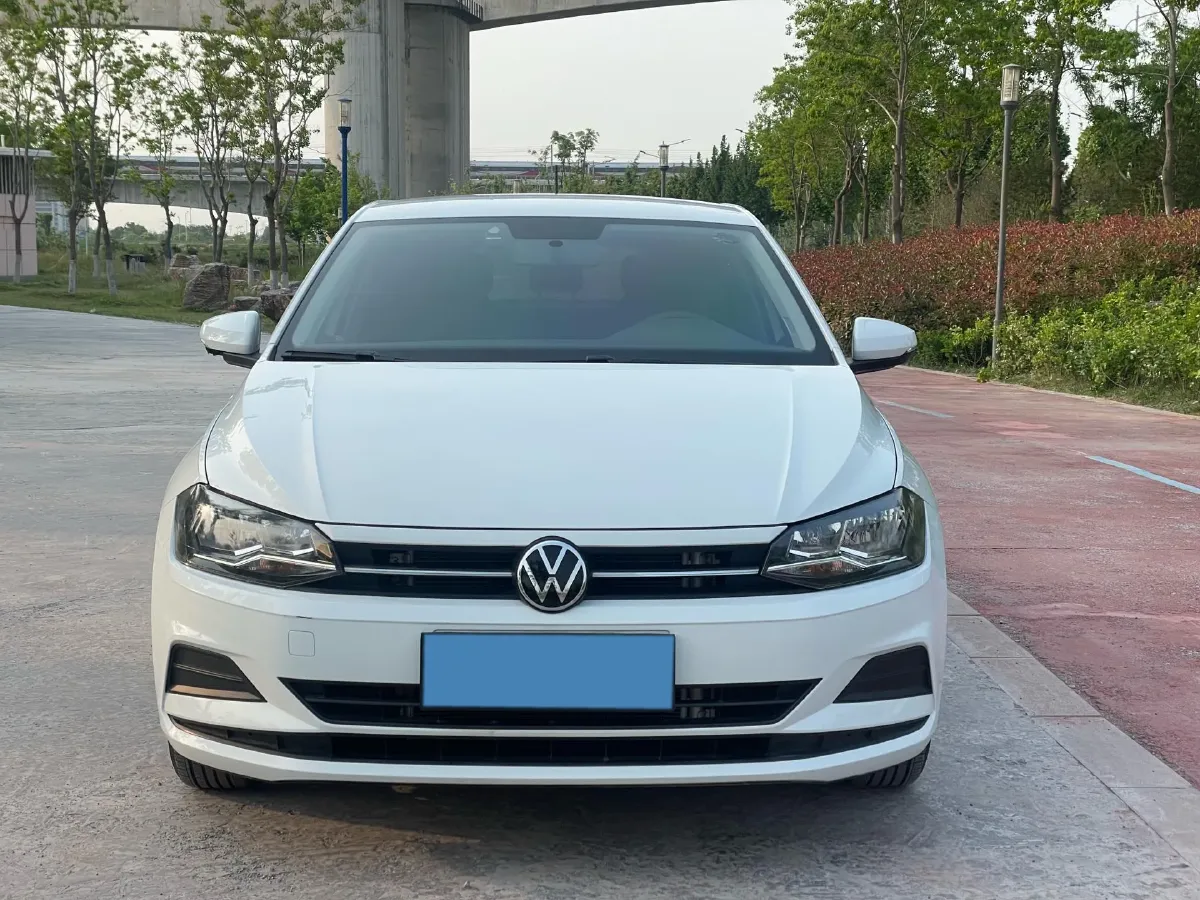 2023 Volkswagen Polo 1.5L 110HP L4 6AT,autocango,china used car exporter,china ev exporter,chinese used car exporter,chinese used ev exporter