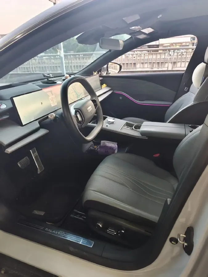 2024 Geely Galaxy E8 BEV 62KWH,autocango,china used car exporter,china ev exporter,chinese used car exporter,chinese used ev exporter