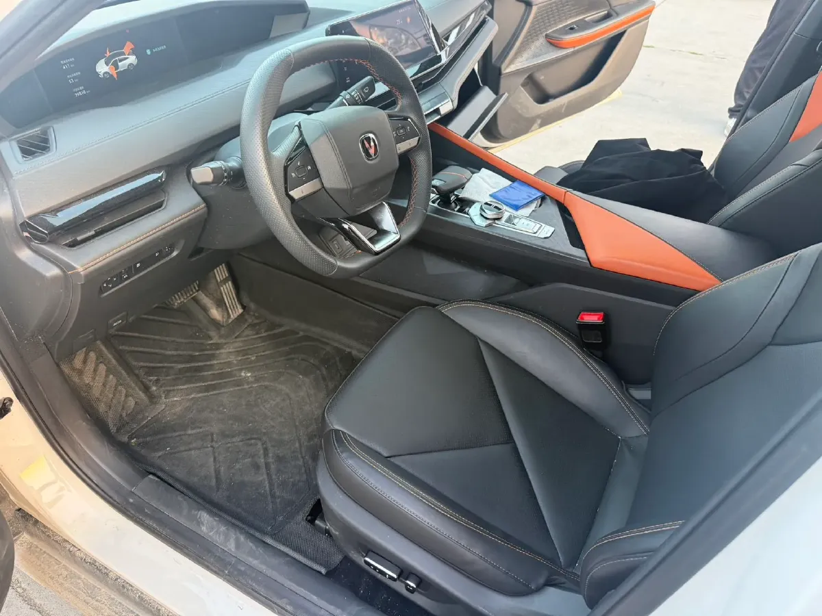 2023 ChangAn UNI-V iDD 1.5T 170HP L4 6TCT PHEV 18.4KWH,autocango,china used car exporter,china ev exporter,chinese used car exporter,chinese used ev exporter