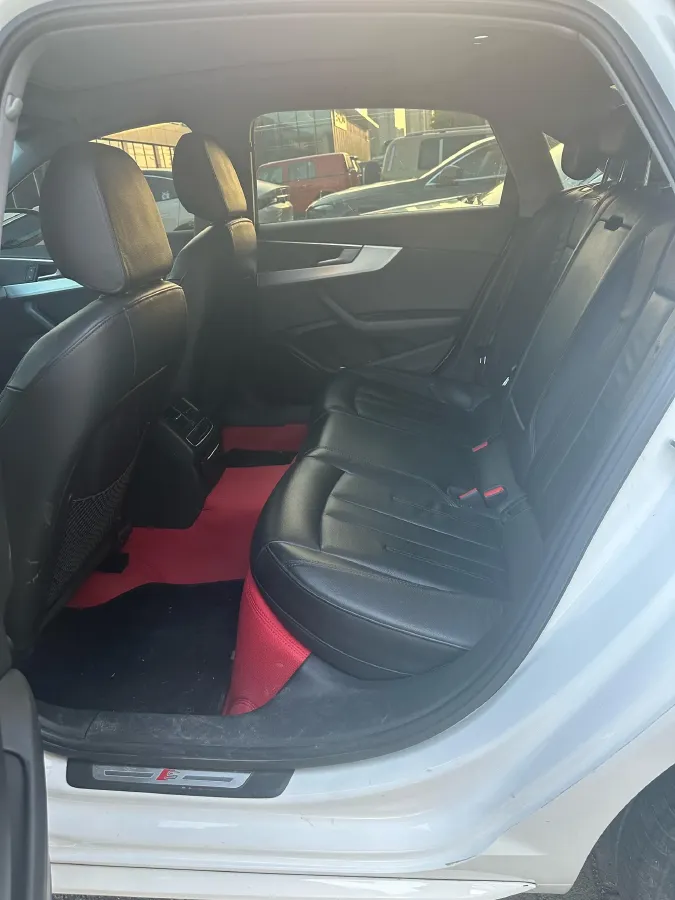 2019 Audi A4L 2.0T 190HP L4 7DCT,autocango,china used car exporter,china ev exporter,chinese used car exporter,chinese used ev exporter