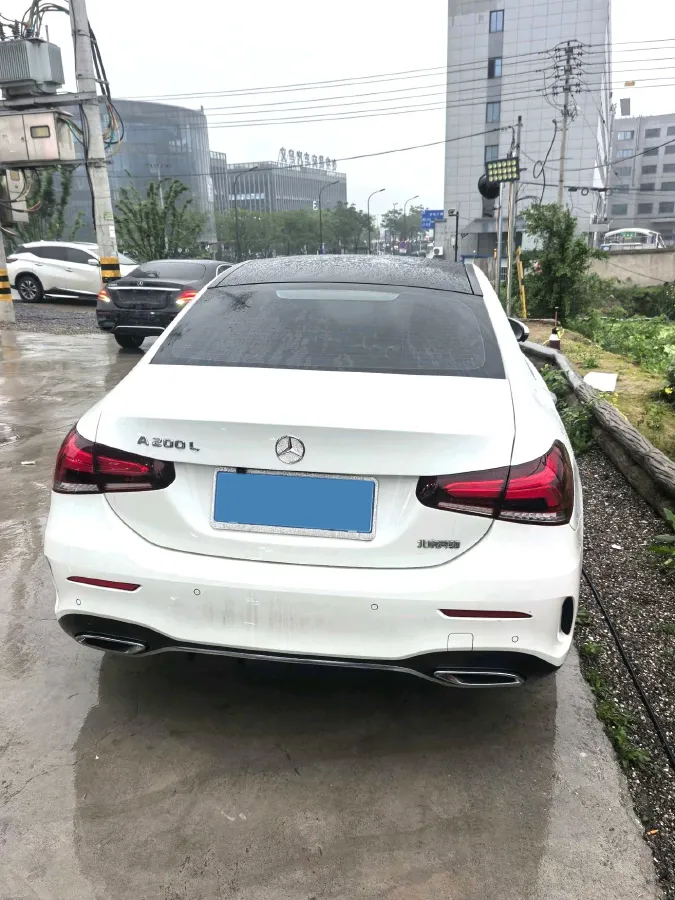 2021 Mercedes-Benz A Class 1.3T 163HP L4 7DCT,autocango,china used car exporter,china ev exporter,chinese used car exporter,chinese used ev exporter