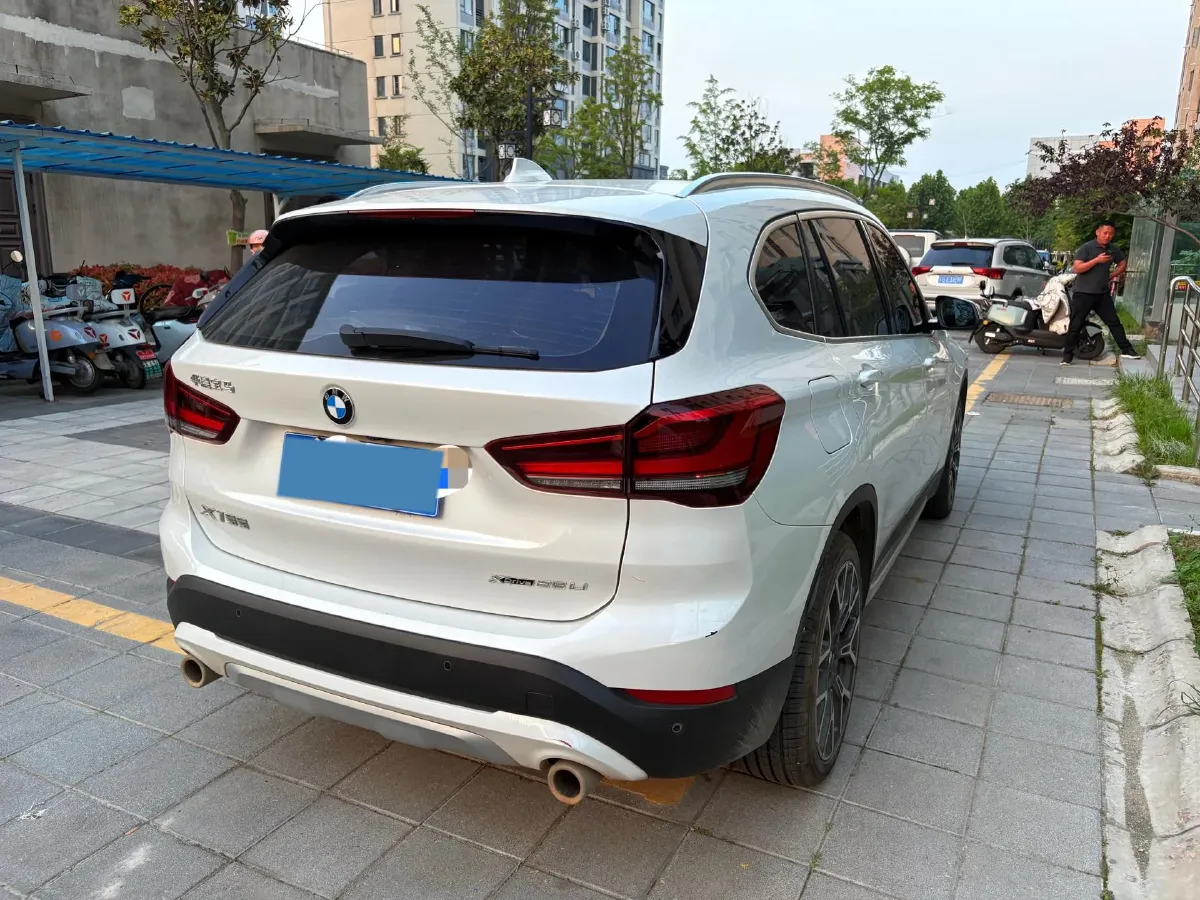 2021 BMW X1 2.0T 192HP L4 8AT,autocango,china used car exporter,china ev exporter,chinese used car exporter,chinese used ev exporter