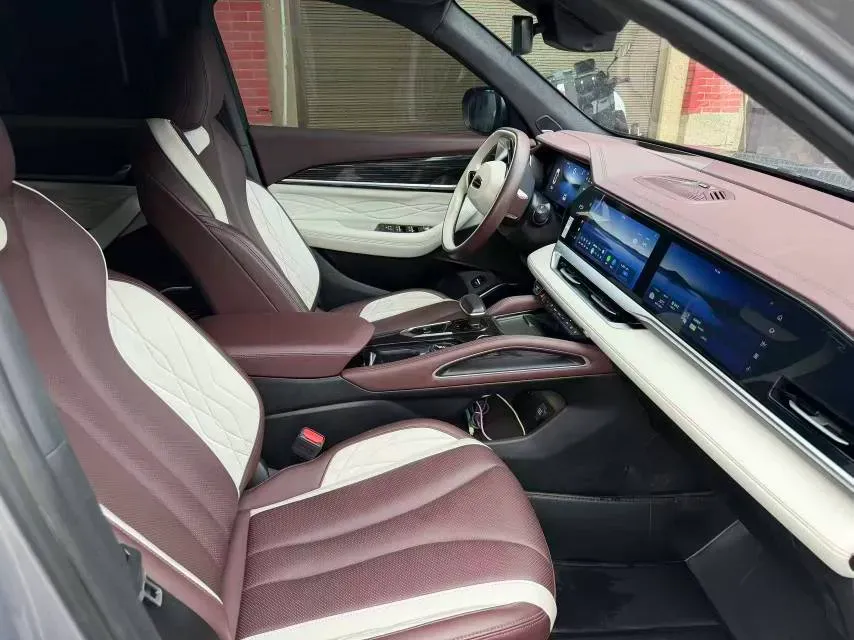 2021 Geely Monjaro 2.0T 238HP L4 8AT,autocango,china used car exporter,china ev exporter,chinese used car exporter,chinese used ev exporter