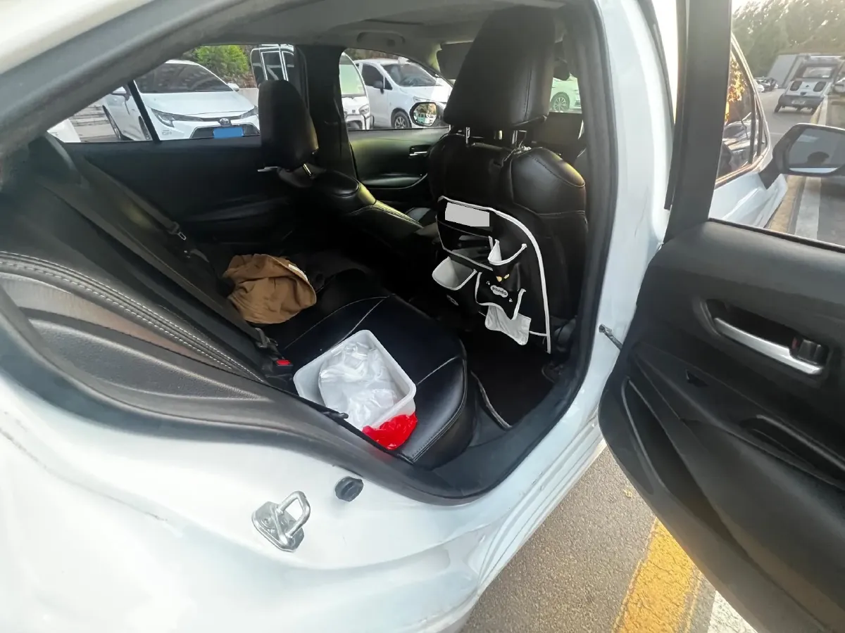 2021 Toyota Corolla 1.2T 116HP L4 CVT,autocango,china used car exporter,china ev exporter,chinese used car exporter,chinese used ev exporter