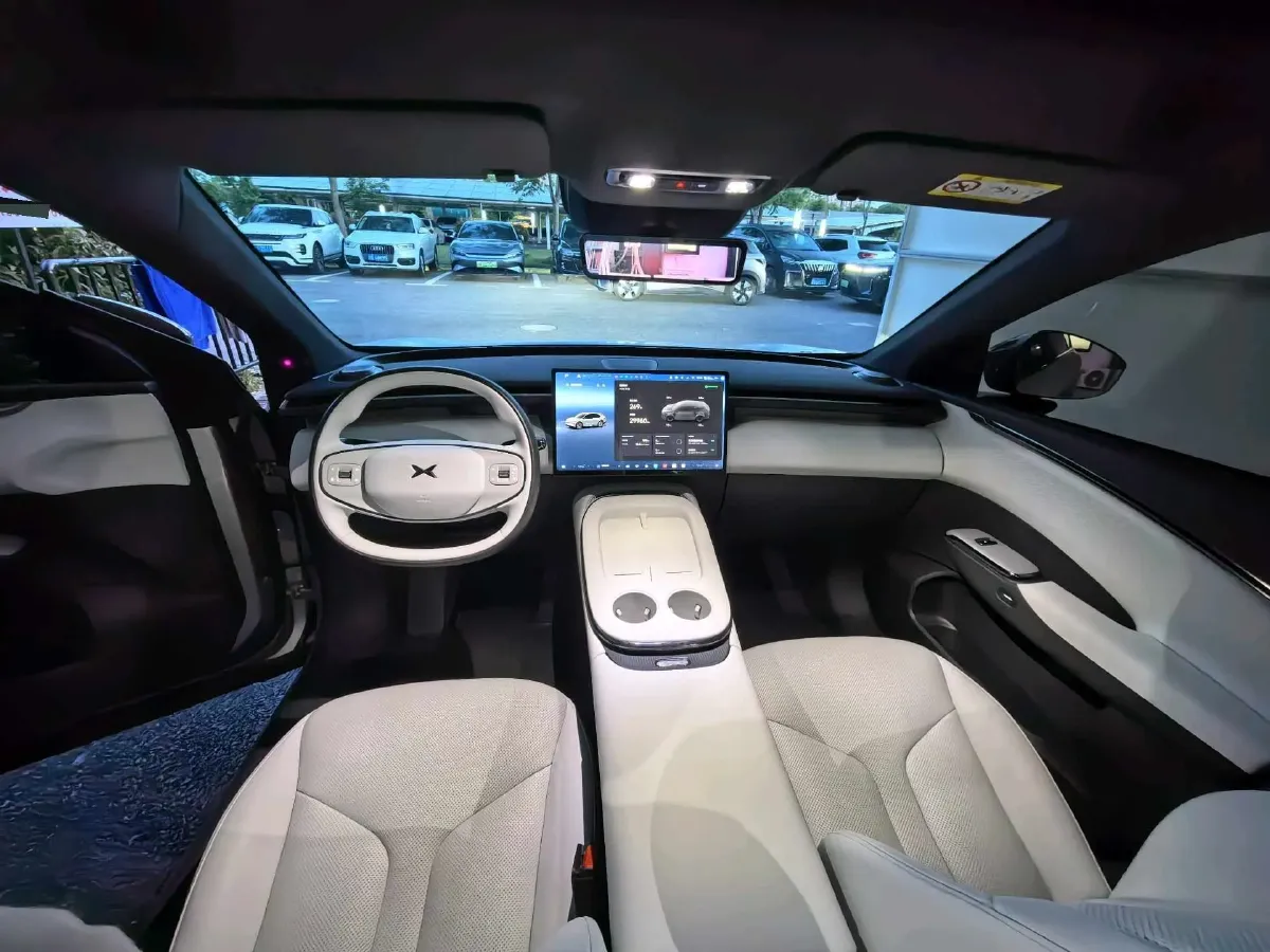 2025 Xpeng G7 BEV,autocango,china used car exporter,china ev exporter,chinese used car exporter,chinese used ev exporter