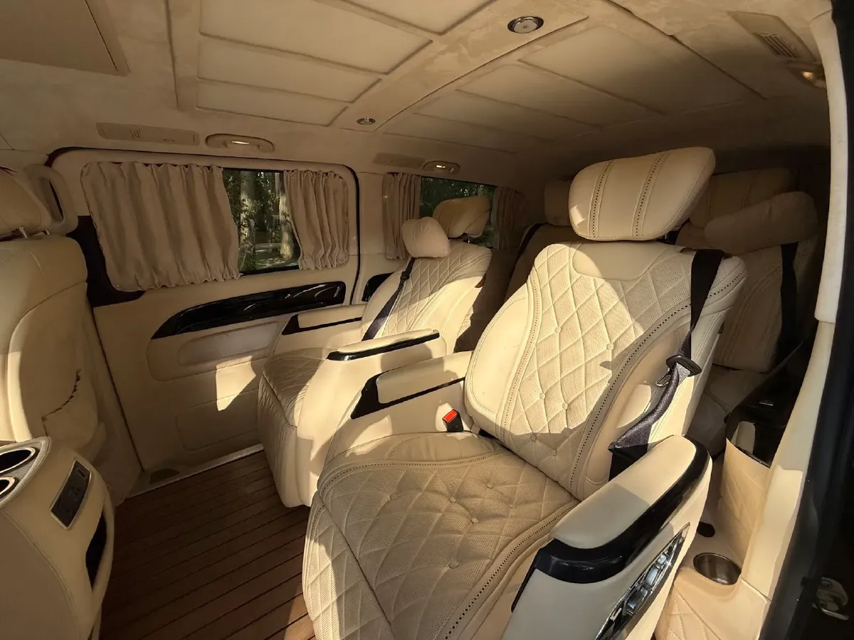 2020 Mercedes-Benz Vito 2.0T 211HP L4 9AT,autocango,china used car exporter,china ev exporter,chinese used car exporter,chinese used ev exporter